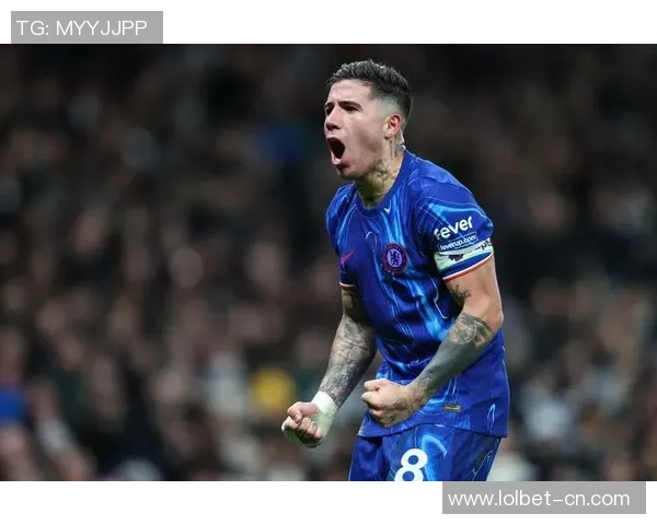 英超激战：尤文图斯凭乌龙球险胜切尔西全场沸腾解析